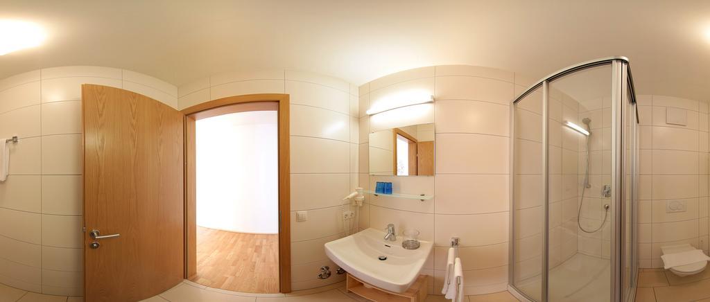 Apart Mountain Lodge Mayrhofen Ruang foto