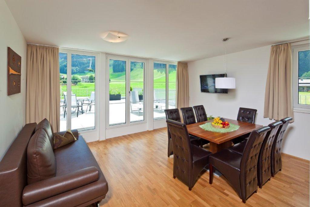 Apart Mountain Lodge Mayrhofen Ruang foto