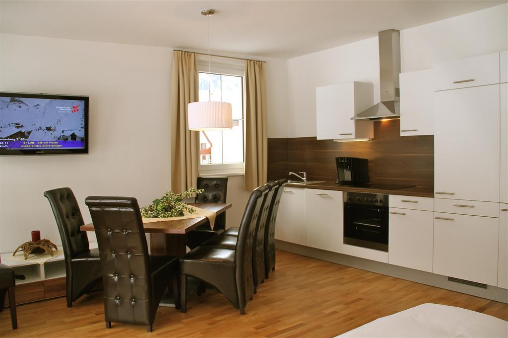 Apart Mountain Lodge Mayrhofen Ruang foto