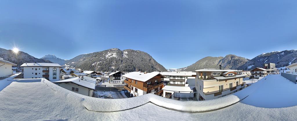 Apart Mountain Lodge Mayrhofen Bagian luar foto